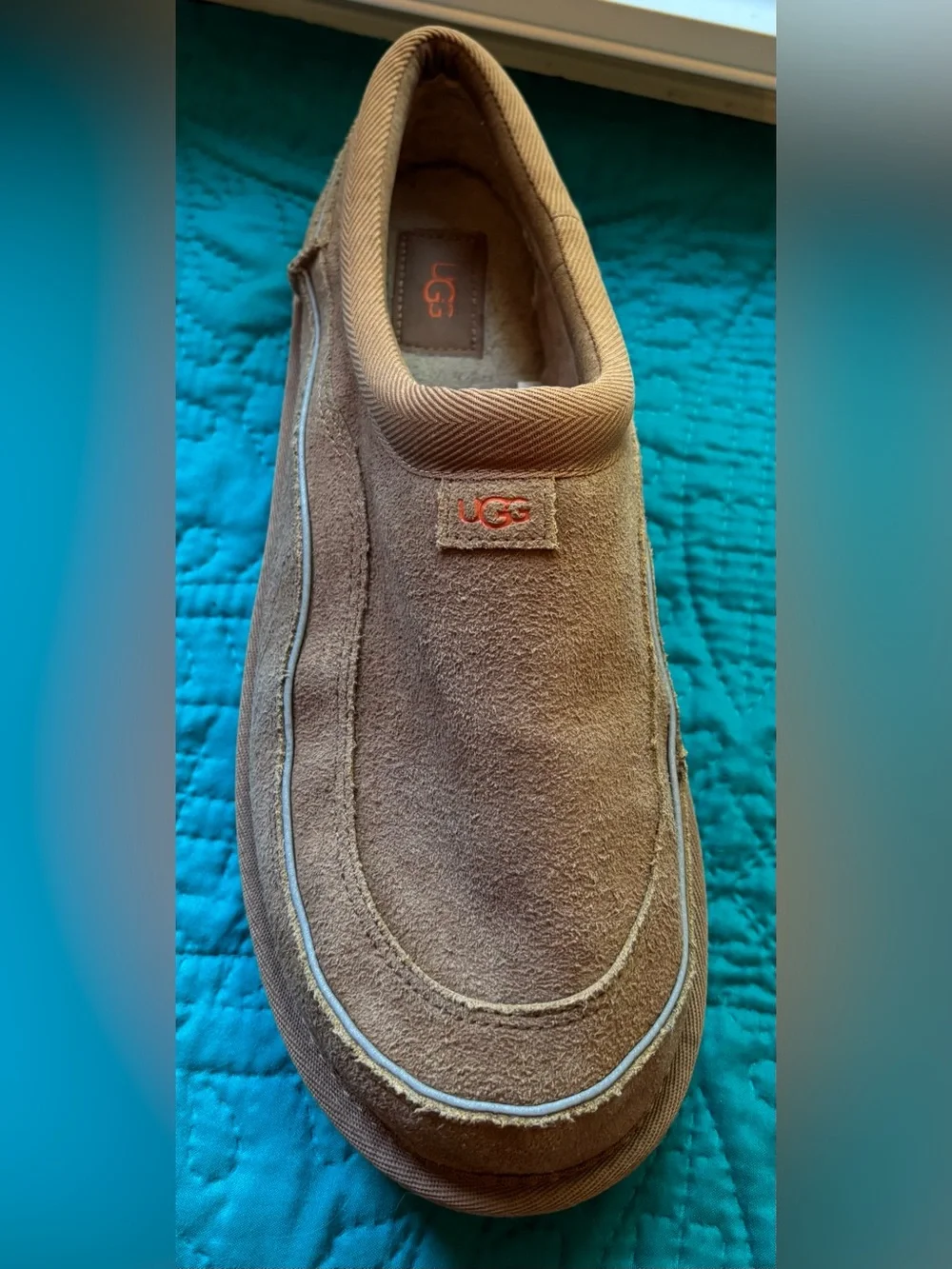 UGG Men’s Size 11 Suede Slip On Shoes Brown Orange Trim Casual Loafers/slippers
